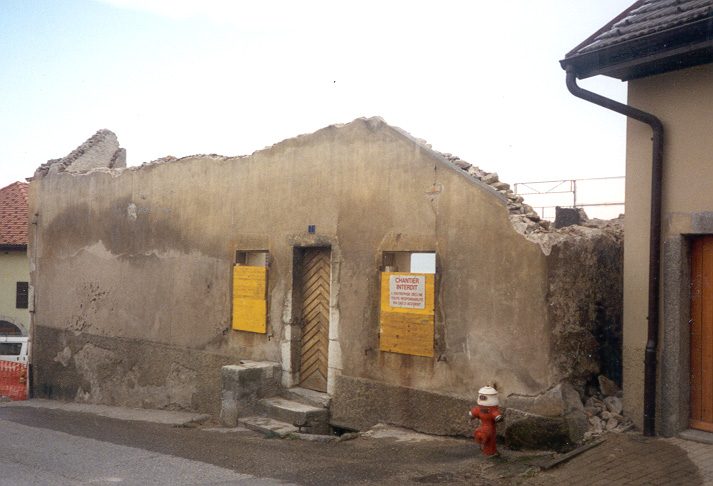 pv2.jpg (128039 octets)